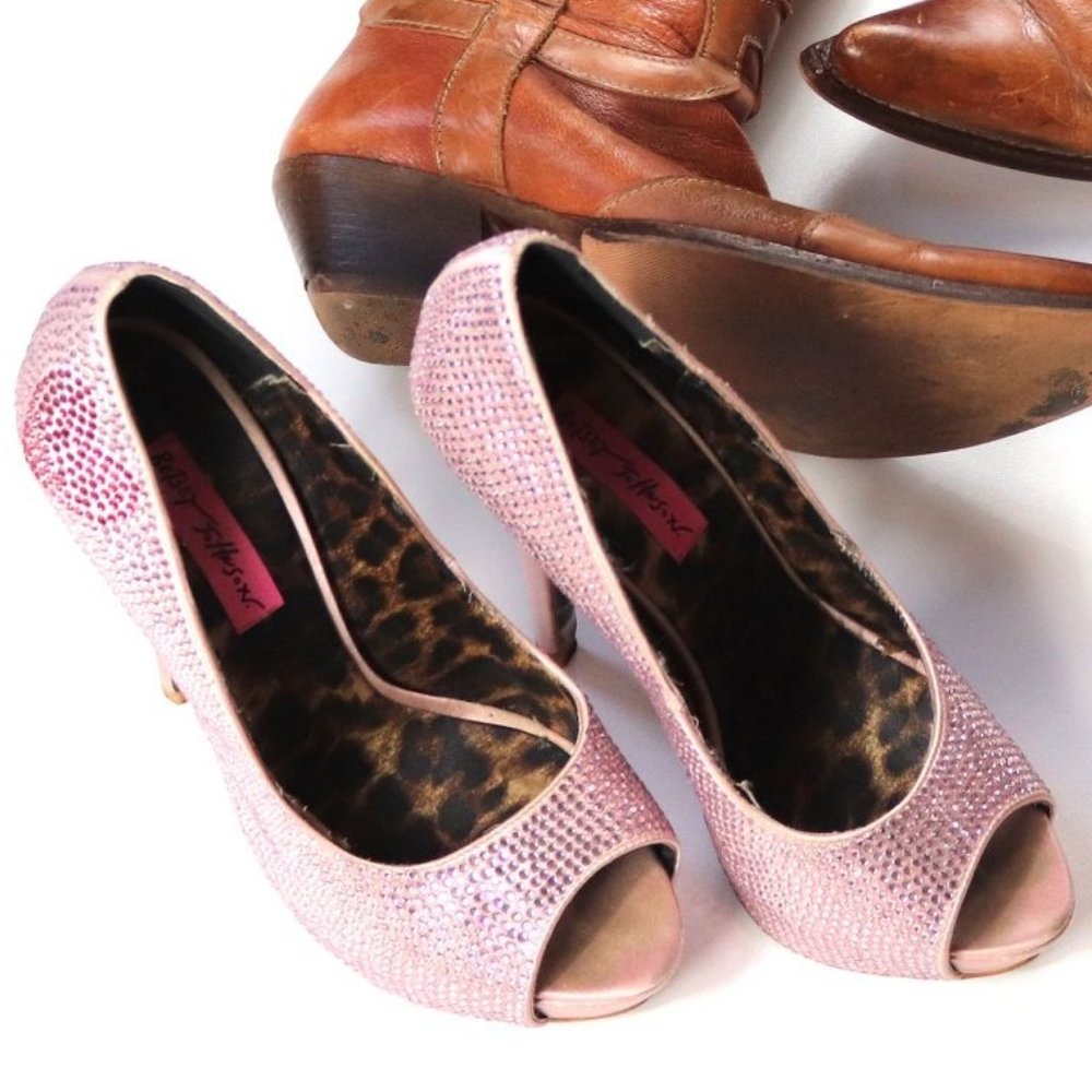 rhinstone heels, Betsy